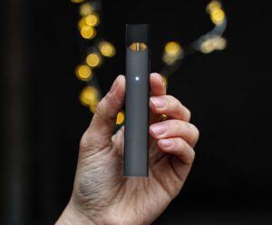 Read more about the article JUUL Best e-cigarette